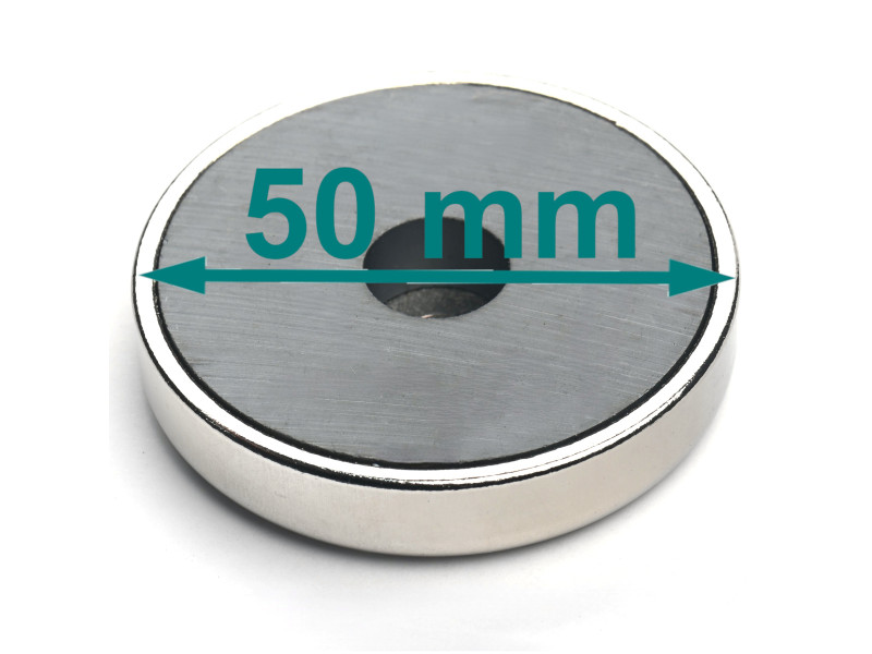 Magnes w obudowie — średnica ⌀50 mm, z otworem pod płaski łeb śruby — ferrytowy