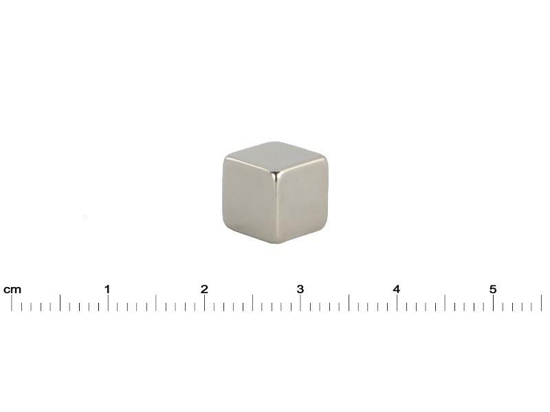 Magnes — długość 10 mm, szerokość 10 mm, wysokość 10 mm — neodymowy (N42)