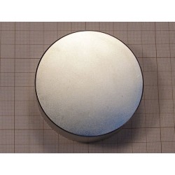 Magnes neodymowy — średnica ⌀70 mm, wys. 30 mm — N38 - 002