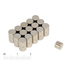 Magnes neodymowy — średnica ⌀6 mm, grubość 5 mm — neodymowy (N38)