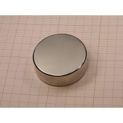 Mocny magnes neodymowy — średnica ⌀60 mm, wys. 20 mm — N38 - 002