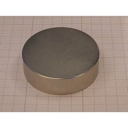 Duży magnes neodymowy — średnica ⌀70 mm, wys. 20 mm — N38 - 002