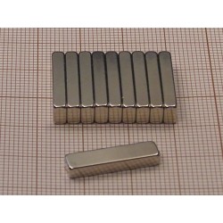Magnes — długość 20 mm, szerokość 5 mm, wysokość 3 mm — neodymowy (N38) - 002