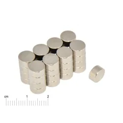 Magnes neodymowy — średnica ⌀8 mm, grubość 4 mm — N38
