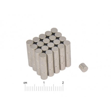 Magnes — średnica ⌀4 mm, wysokość 6 mm — neodymowy (N35)