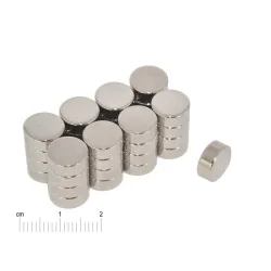 Magnes — średnica ⌀10 mm, grubość 4 mm — neodymowy (N38)