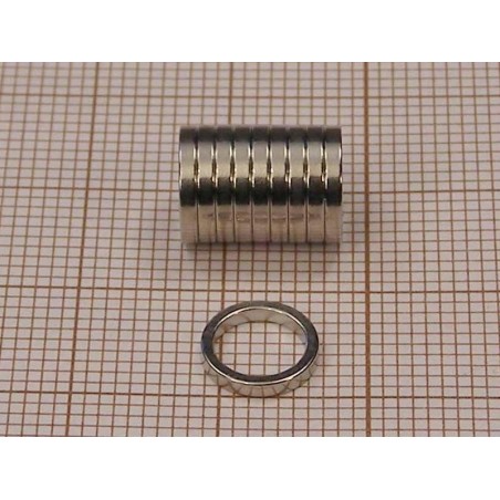 Magnes — średnica ⌀8 mm, otwór ⌀6,3 mm, grubość 1,2 mm — neodymowy (N35)