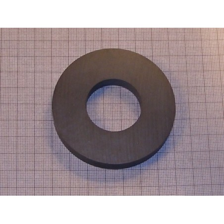 Magnes ferrytowy pierścieniowy — średnica ⌀70 mm, otwór ⌀32 mm, wys. 10 mm