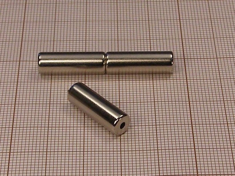 Magnes neodymowy z dziurką — ⌀6,5 mm, dziurka ⌀2 mm, wys. 20 mm — N38