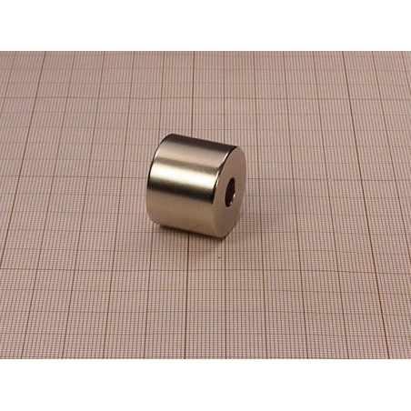 Neodym magnes — średnica ⌀25 mm, otwór ⌀8 mm, wys. 20 mm — N38