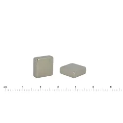 Magnes — długość 13 mm, szerokość 13 mm, wysokość 5 mm — neodymowy (N38) - 008