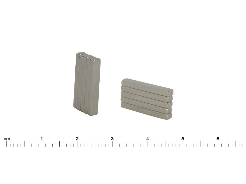 Magnes — długość 20 mm, szerokość 3 mm, wysokość 2 mm — neodymowy (N38)