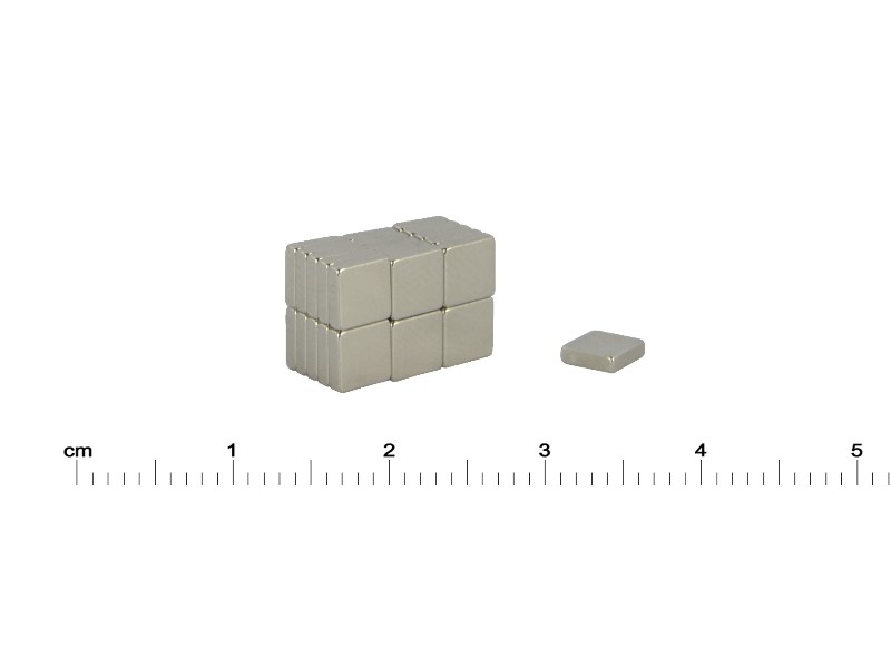 Magnes — długość 5 mm, szerokość 5 mm, wysokość 1,2 mm — neodymowy (N38)