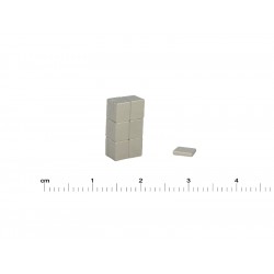 Magnes — długość 5 mm, szerokość 4 mm, wysokość 1 mm — neodymowy (N48H)