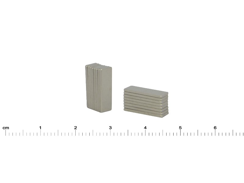 Magnes neodymowy płaski — dł. 15 mm, szer. 5 mm, wys. 1 mm — N38