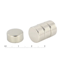 Magnes — średnica ⌀12 mm, grubość 4 mm — neodymowy (N38)