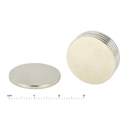 Magnes neodymowy— średnica ⌀20 mm, grubość 1,5 mm —  (N38)