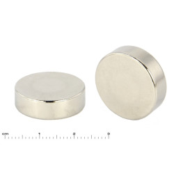 Magnes neodymowy — średnica ⌀20 mm, grubość 6 mm