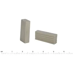 Magnes — długość 25 mm, szerokość 5 mm, wysokość 2 mm — neodymowy (N38) - 008