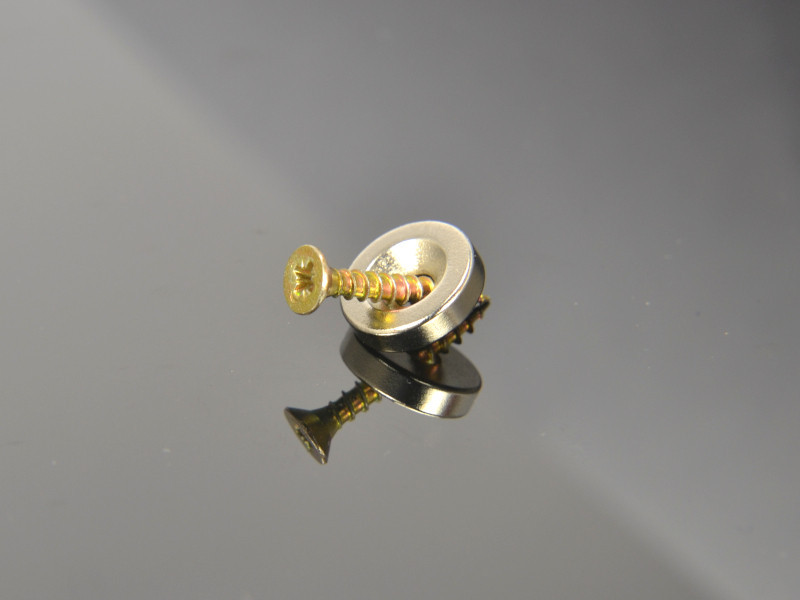 Magnes okrągły, pod wkręt — ⌀12 mm, ⌀7,2/⌀3,6 mm, 3 mm — neodymowy