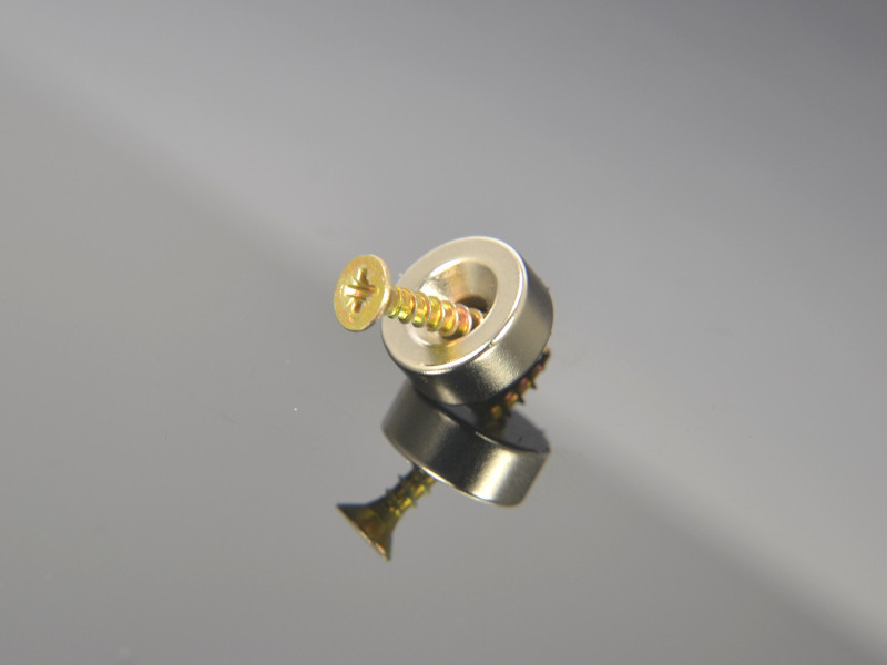 Magnes okrągły, pod wkręt — ⌀12 mm, ⌀7,2/⌀3,6 mm, 5 mm — neodymowy (N38)