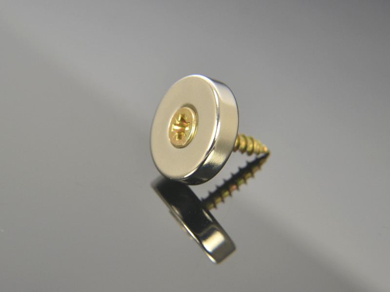 Magnes okrągły, pod wkręt — ⌀18 mm, ⌀7,2/⌀3,6 mm, wys. 5 mm — neodymowy (N42)
