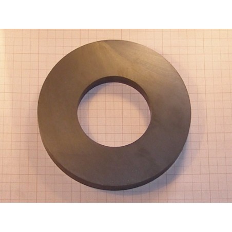 Magnes pierścieniowy ferrytowy — średnica ⌀180 mm, otwór ⌀87 mm, wys. 23 mm — (F30)