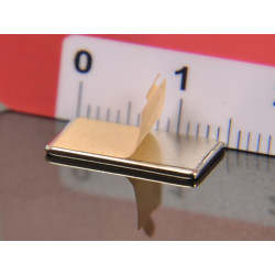 Magnes samoprzylepny, płytkowy — wymiary 15x8x1 mm — klej 3M — neodymowy (N38)