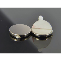 Mocny magnes samoprzylepny, okrągły — średnica ⌀20 mm, wys. 2 mm — z pianką klejową 3M — neodymowy - 003