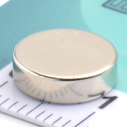 Magnes — średnica ⌀10 mm, grubość 3 mm — neodymowy (N38) - 003