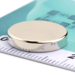 Magnes — średnica ⌀15 mm, grubość 3 mm — neodymowy (N38) - 004