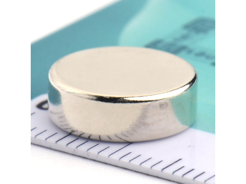 Magnes neodymowy — średnica ⌀12 mm, grubość 4 mm — N38