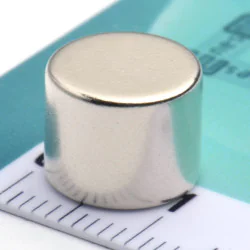 Magnes neodymowy okrągły— średnica ⌀10 mm, wys. 8 mm — N42 - 005