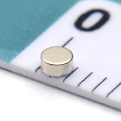 Magnes — średnica ⌀2 mm, grubość 1 mm — neodymowy (N38) - 006