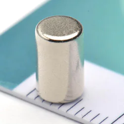 Magnes — średnica ⌀5 mm, grubość 8 mm — neodymowy (N38) - 006