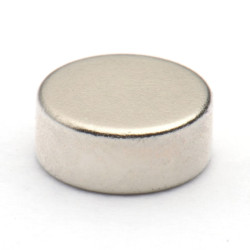 Magnes — średnica ⌀6 mm, grubość 2,5 mm — neodymowy (N38) - 006