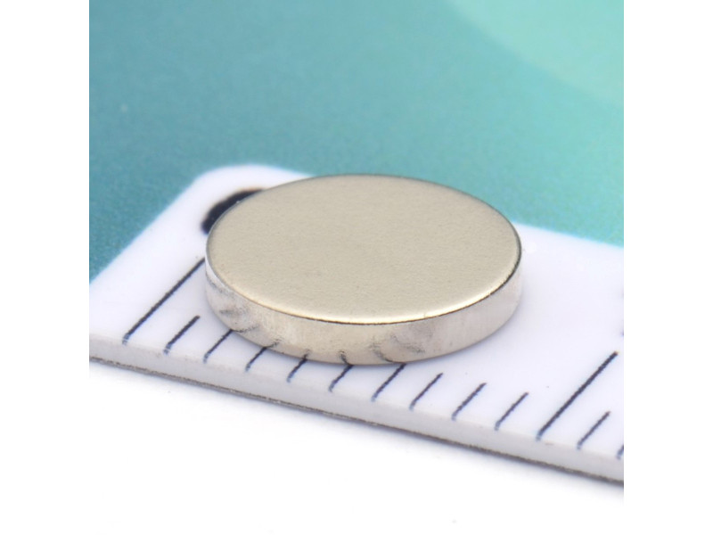 Magnes neodymowy — średnica ⌀7 mm, grubość 1,2 mm — N38