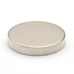 Magnes neodymowy — średnica ⌀7 mm, grubość 1,2 mm — N38