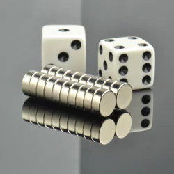 Magnes — średnica ⌀8 mm, grubość 3 mm — neodymowy (N38) - 003