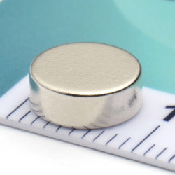 Magnes — średnica ⌀8 mm, grubość 3 mm — neodymowy N38SH - 004