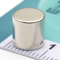 Magnes neodymowy — średnica ⌀8 mm, grubość 8 mm — N38