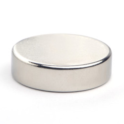Magnes neodymowy — średnica ⌀22 mm, grubość 6 mm —  (N38)