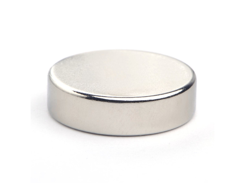 Magnes neodymowy — średnica ⌀22 mm, grubość 6 mm —  (N38)