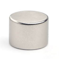 Magnes neodymowy— średnica ⌀14 mm, grubość 10 mm — materiał N38H