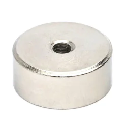 Magnes neodymowy z gwintem wewn. M4 w obudowie, średnica 19 mm, wys. 8 mm - 009