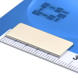 Magnes neodym 25x10x1 mm (N38) - 007