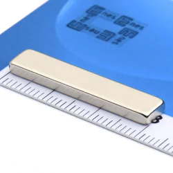 Magnes — długość 30 mm, szerokość 6 mm, wysokość 2,4 mm — neodymowy (N38) - 007
