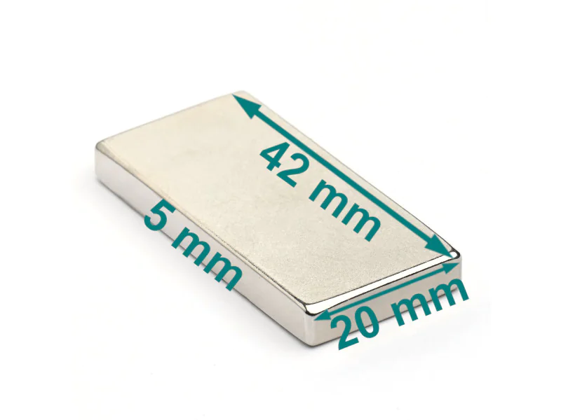 Magnes — długość 42 mm, szerokość 20 mm, wysokość 5 mm — neodymowy (N35H) Magnes — długość 42 mm, szerokość 20 mm, wysokość 5 mm — neodymowy (N35H)