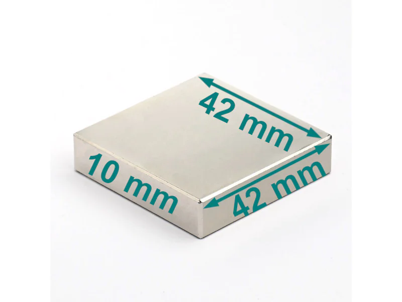 Magnes — długość 42 mm, szerokość 42 mm, wysokość 10 mm — neodymowy (N38) Magnes — długość 42 mm, szerokość 42 mm, wysokość 10 mm — neodymowy (N38)
