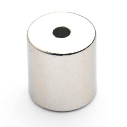Magnes pierścieniowy — średnica ⌀7,8 mm, otwór ⌀2 mm, wysokość 8,5 mm — neodymowy (N48)